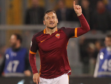 roma-torino-totti gol esultanza5678