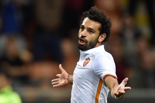 Foto LaPresse - Massimo Paolone14/05/2016 Milano ( Italia)Sport CalcioMilan - RomaCampionato di Calcio Serie A TIM 2015 2016 - Stadio "Giuseppe Meazza"Nella foto: Mohamed Salah esulta dopo aver realizzato un gol Photo LaPresse - Massimo Paolone14 May 2016 Milan ( Italy)Sport SoccerMilan - RomaItalian Football Championship League A TIM 2015 2016 - "Giuseppe Meazza" Stadium In the pic: Mohamed Salah celebrates for a gol