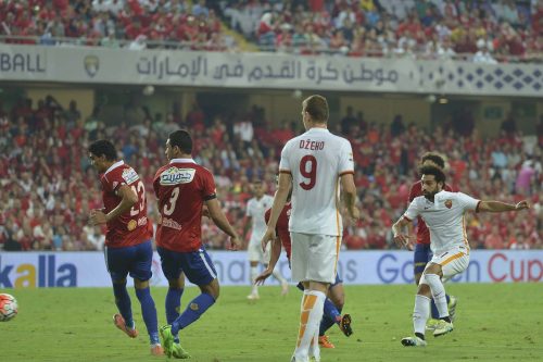 al ahly_roma-salah dzeko tiro gol