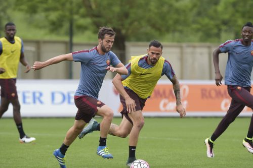 allenamento-roma-pjanic castan