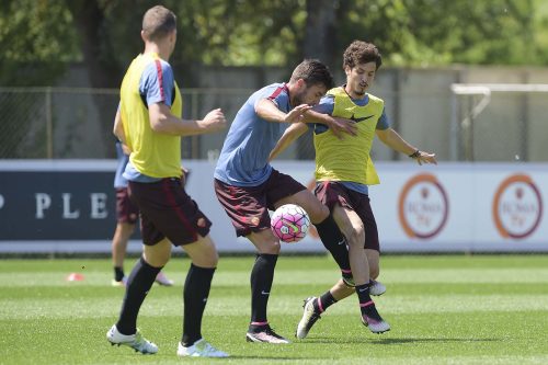 allenamento roma strootman ucan