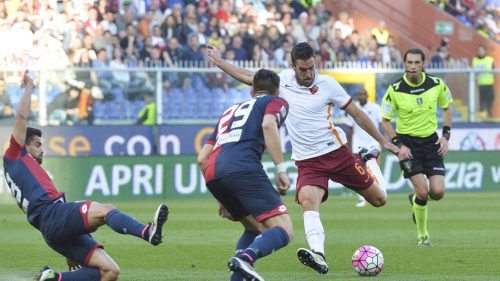 genoa_roma-strootman