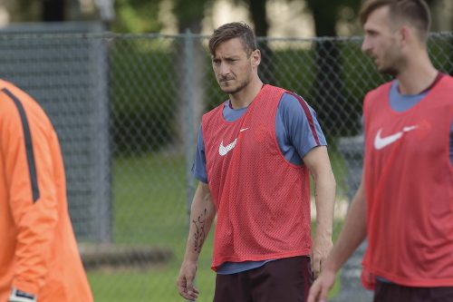 allenamento roma totti