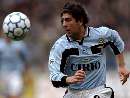 21 Feb 1999: Marcelo Salas of Lazio in action during the Serie A match against Inter Milan played at the Olympic Stadium in Rome, Italy. The match finished in a 1-0 victory for Lazio Mandatory Credit: Allsport UK /Allsport
