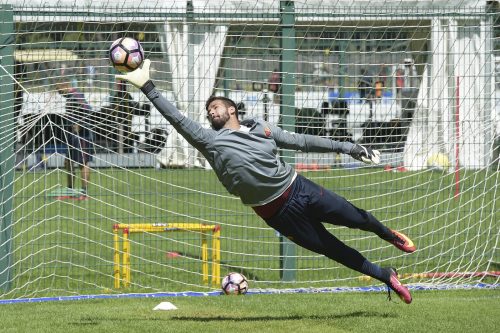 allenamento-roma-pinzolo-alisson