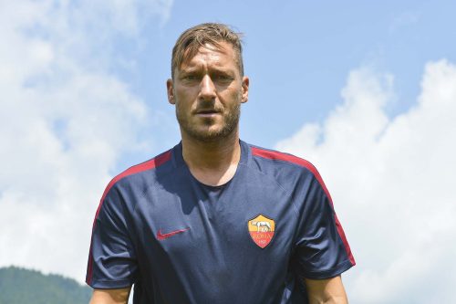 allenamento-roma-pinzolo_totti32
