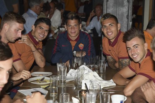cena-roma-nebo-el shaarawy iturbe paredes perotti
