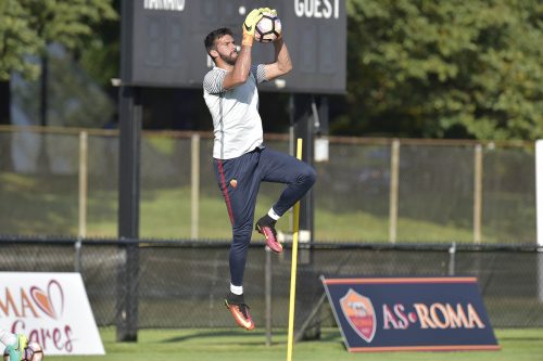 allenamento roma alisson