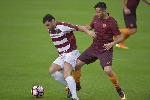 manolas