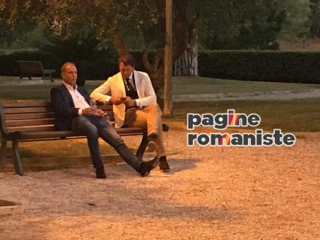 received_1143603892377586_wm