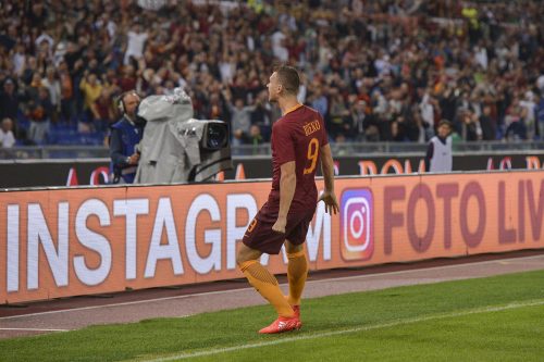 1roma-inter-dzeko-gol-esultanza