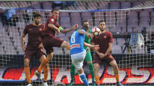 33napoli-roma-jorginho-manolas-fazio-de-rossi