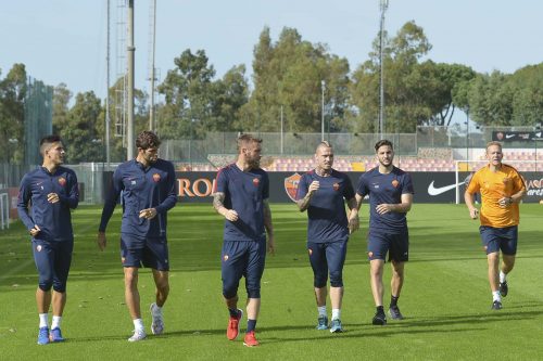 allenamento-roma-norman-manolas-fazio-de-rossi-nainggolan-paredes