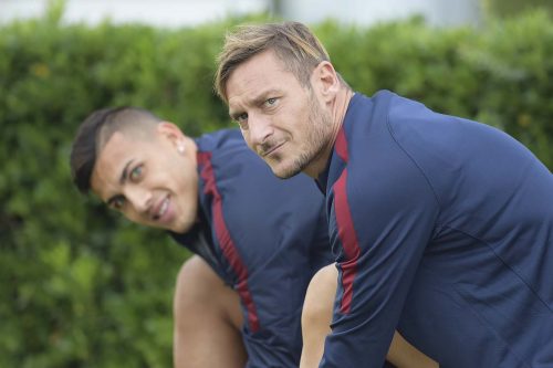 allenamento-roma-totti-paredes
