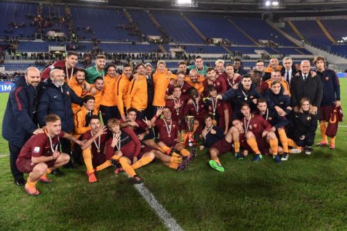 roma-inter-primavera-supercoppa-trofeo-esultanza-32099