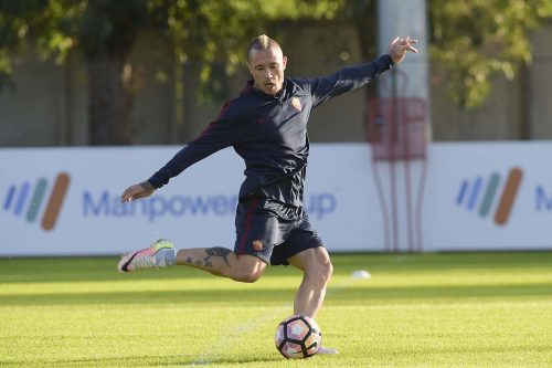 allenamento roma nainggolan