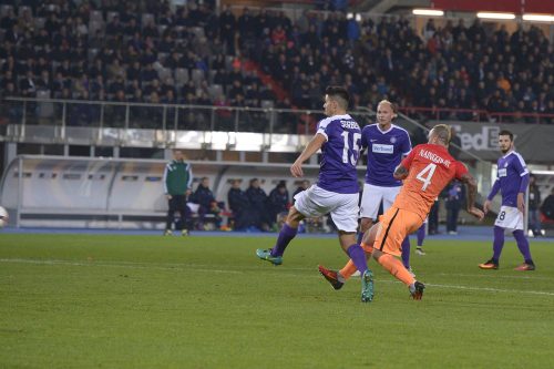 1austria-vienna-roma-nainggolan1