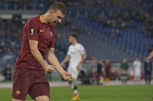 1roma-viktoria-plzen-dzeko-gol-esultanza