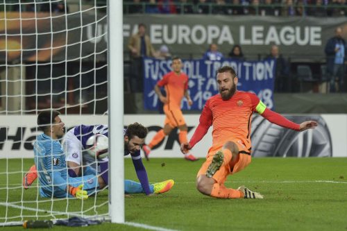 austria-vienna-roma-de-rossi-tiro-gol