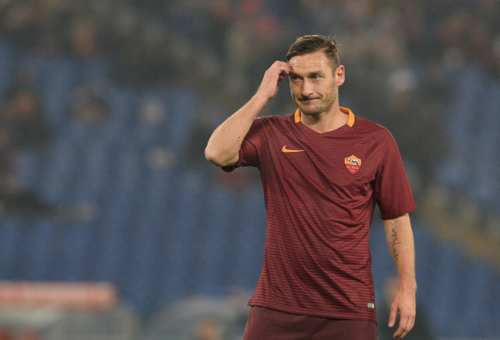 roma-pescara-totti2