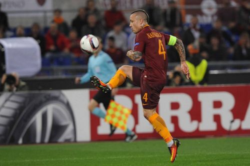 roma-viktoria-plzen-nainggolan-capitano