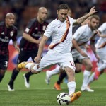 milan-roma-totti-rigore0