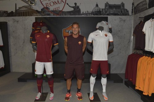 Allenamento ROMA merchandising Allenamento ROMA merchandising