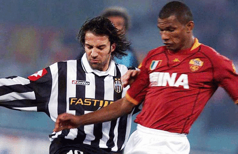 Francisco Lima contro Del Piero. Fonte Pagineromaniste