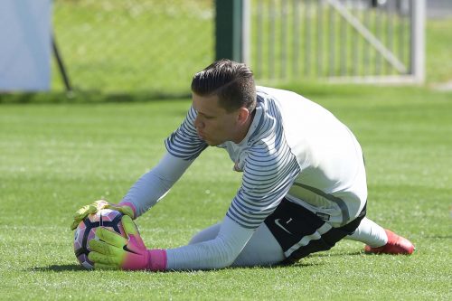 scarpe di szczesny