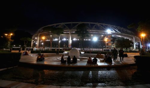Cacciato dallo stadio Olimpico di Roma lo storico ‘nocciolinaro’