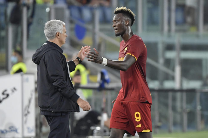 Jose Mourinho coach of AS Roma and Tammy Abraham of AS Roma during the Serie A football match between AS Roma and Udines