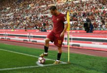 Drugi l’ha fatto ancora: murale a Roma in onore di Totti – VIDEO