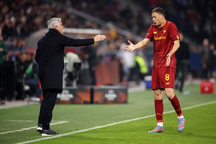 FC Salzburg v AS Roma: Knockout Round Play-Off Leg One - UEFA Europa League