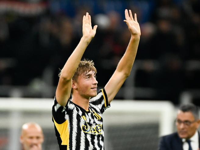 Roma, arrivano conferme sull’inserimento per Huijsen: ecco tutti i dettagli