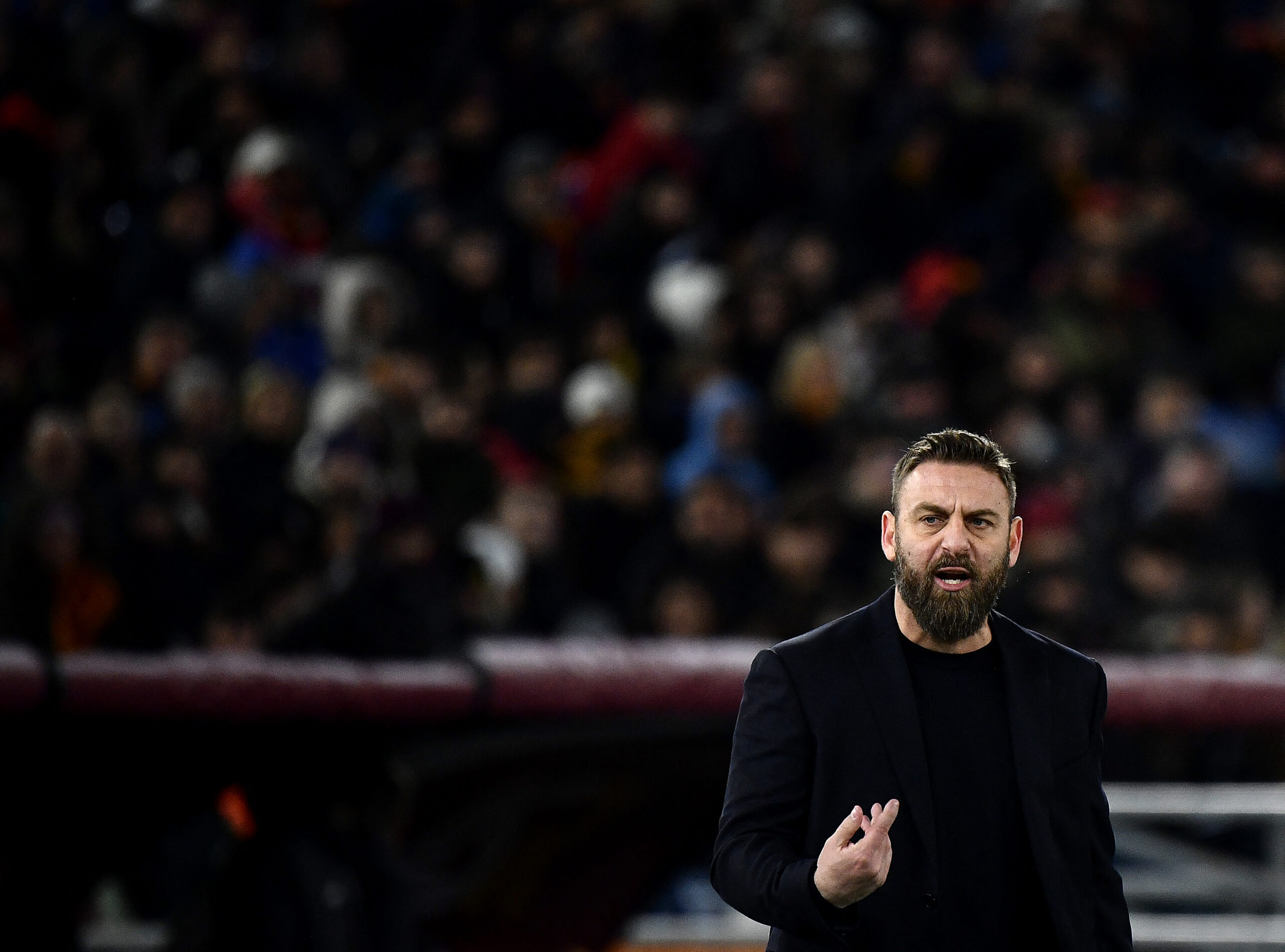 Europa League, il programma della vigilia di Roma-Brighton: alle 13 la conferenza di De Rossi e Mancini