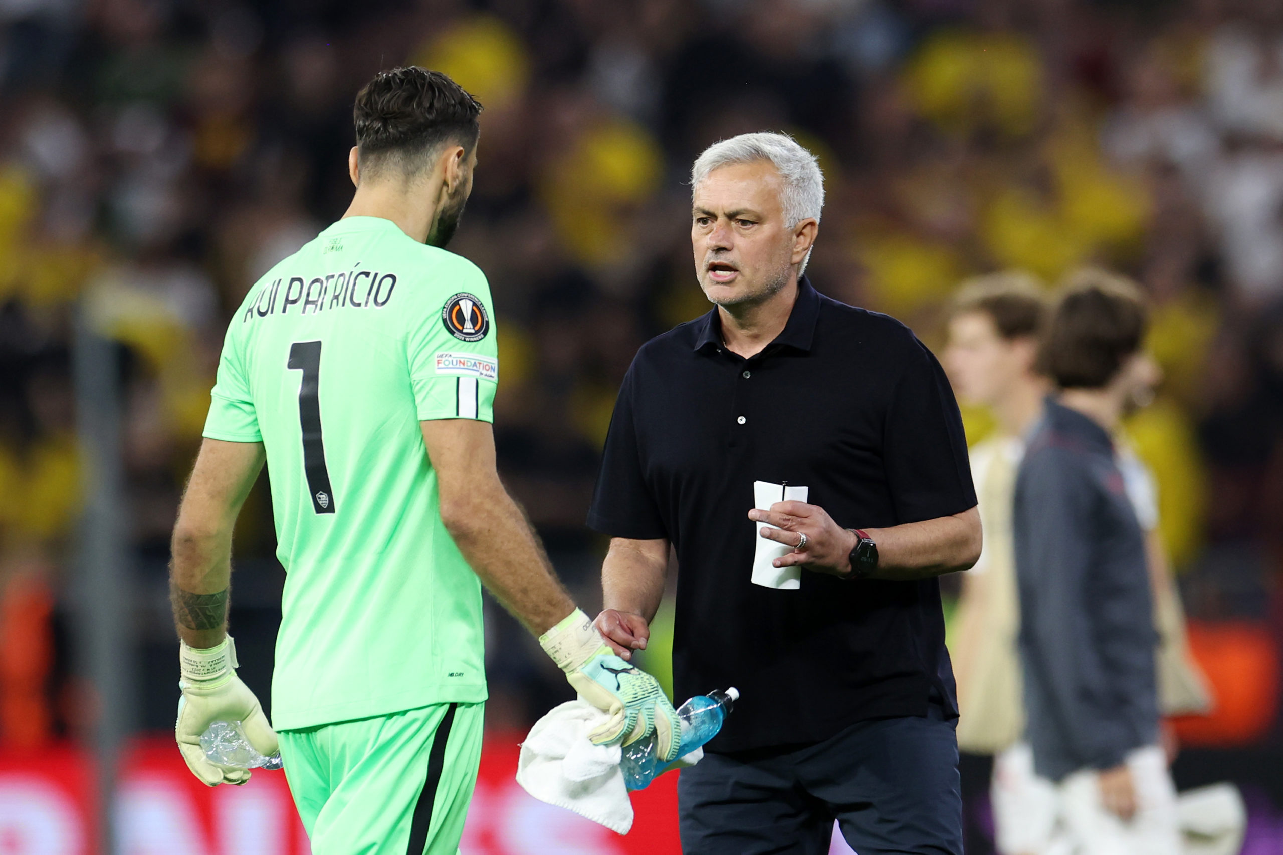 Rui Patricio saluta Mourinho: “Grazie per esserti fidato di me in questo viaggio insieme. Auguro il meglio per le prossime sfide” – FOTO