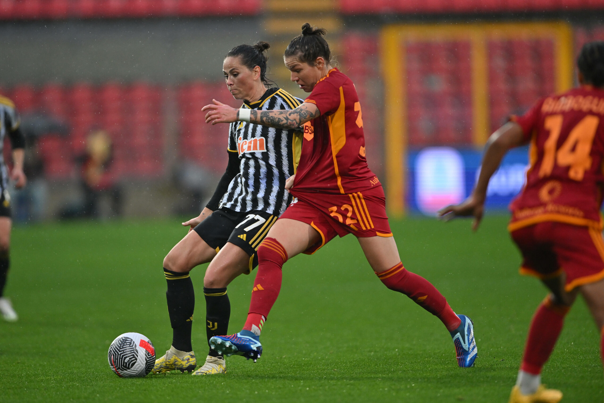 Femminile, Roma-Juventus 3-1. Le giallorosse dominano al Tre Fontane e si portano a +8 nella corsa Scudetto