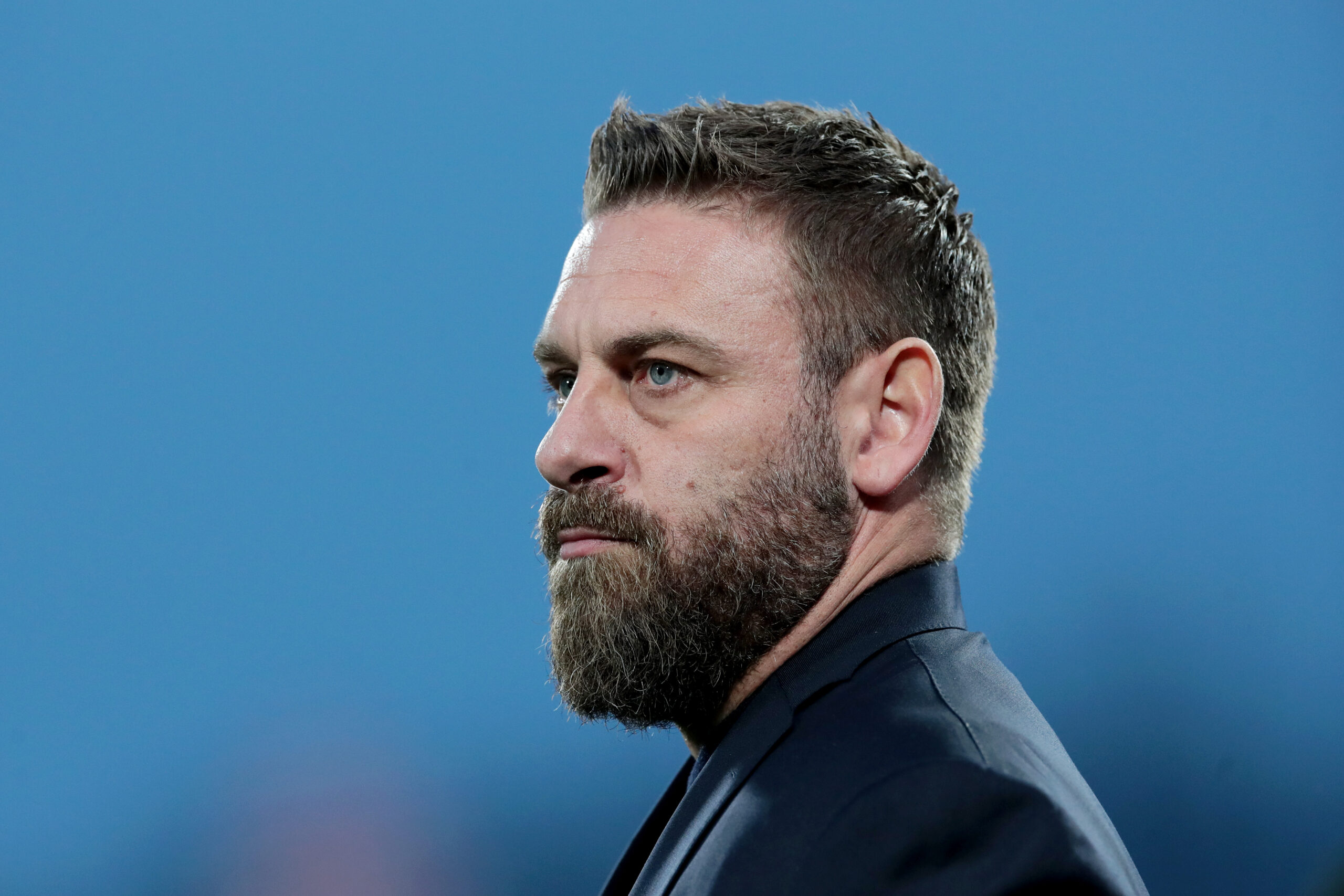 Fiorentina-Roma, De Rossi: “Ammiro il loro allenatore, possono crearci grandi difficoltà. Hanno dato noia anche all’Inter”