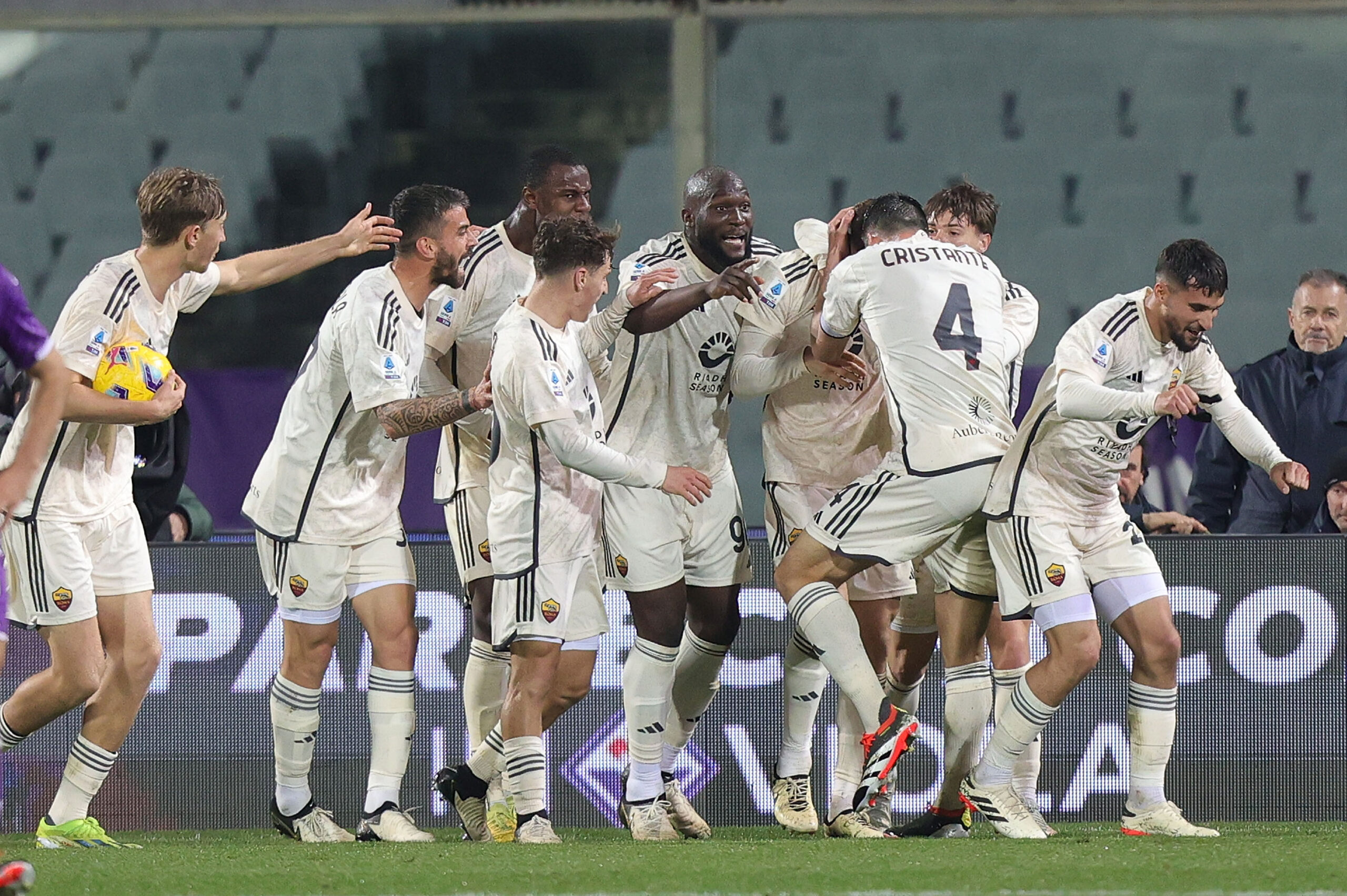 Brivido Roma: punto d’oro con Llorente