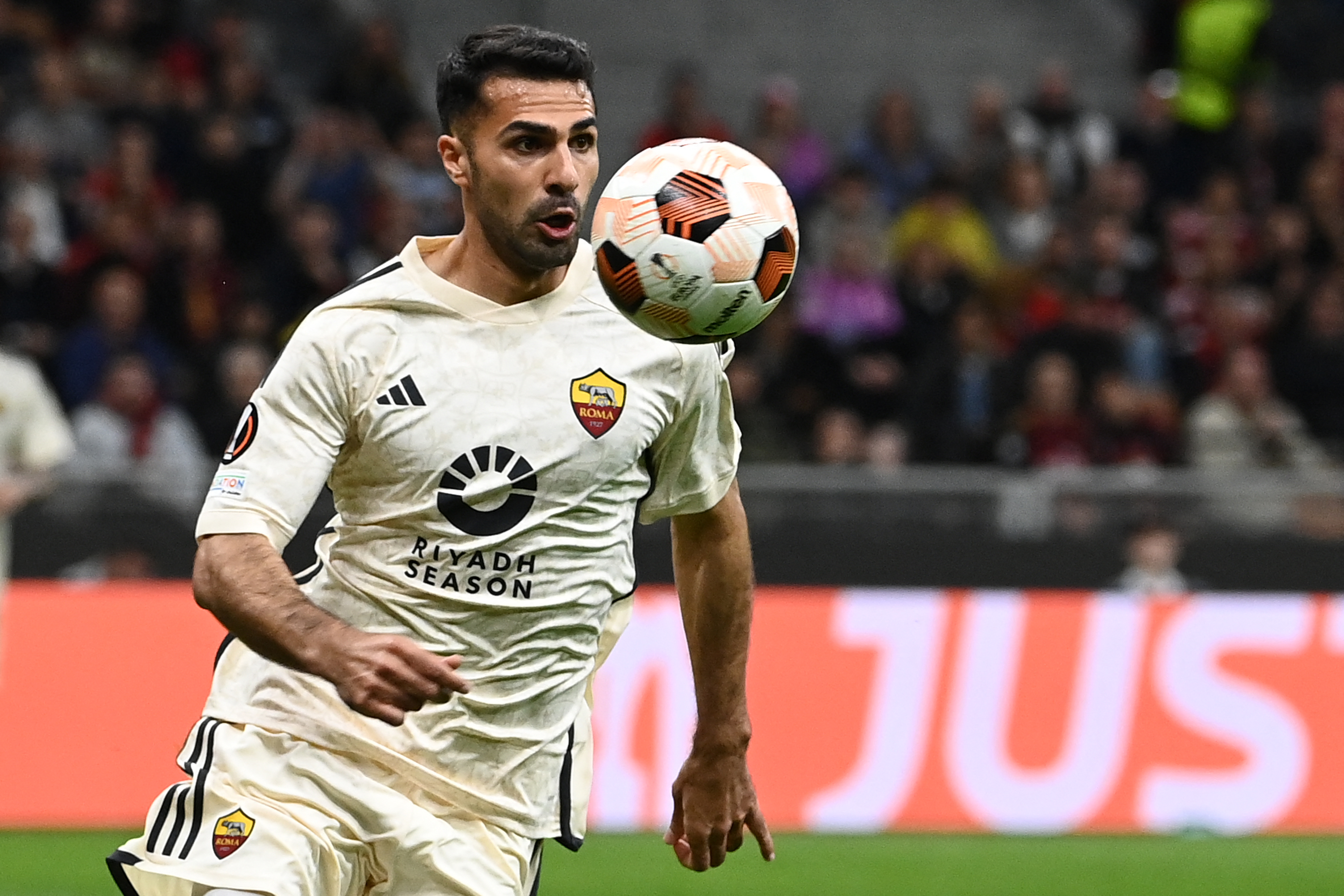 Fascia destra, si cambia: DDR cerca i suoi esterni