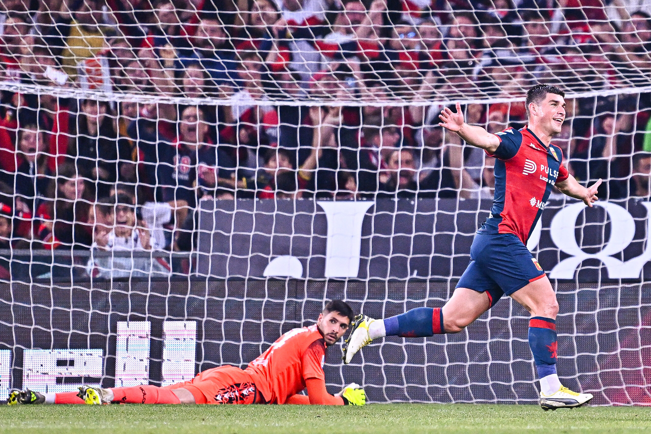 Serie A, Genoa-Bologna 2-0: sconfitta per gli uomini di Motta. Si complica la Champions per la Roma