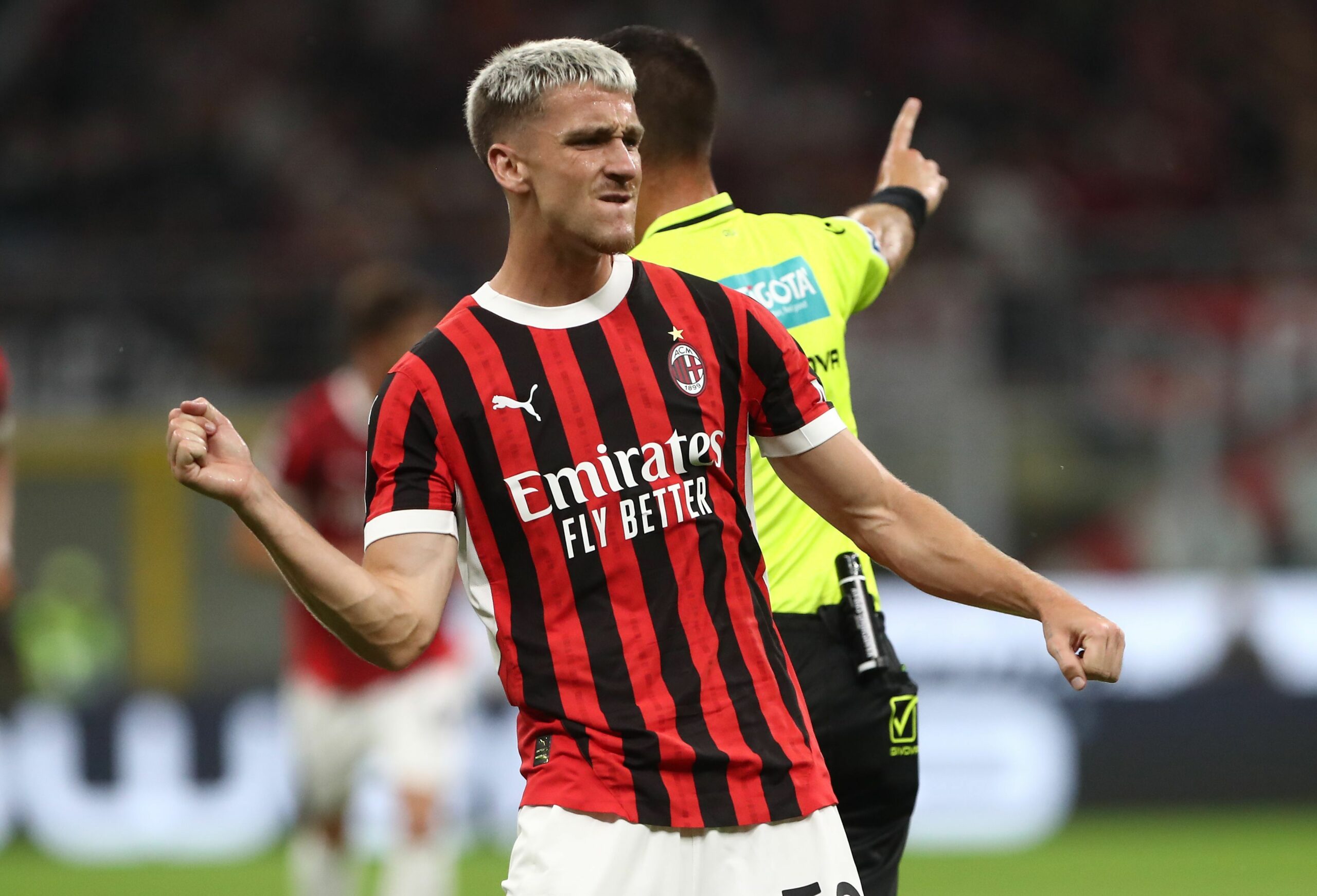 Saelemaekers nel mirino: l’esultanza dopo il rigore di Dybala doveva costargli il rosso, secondo la CAN