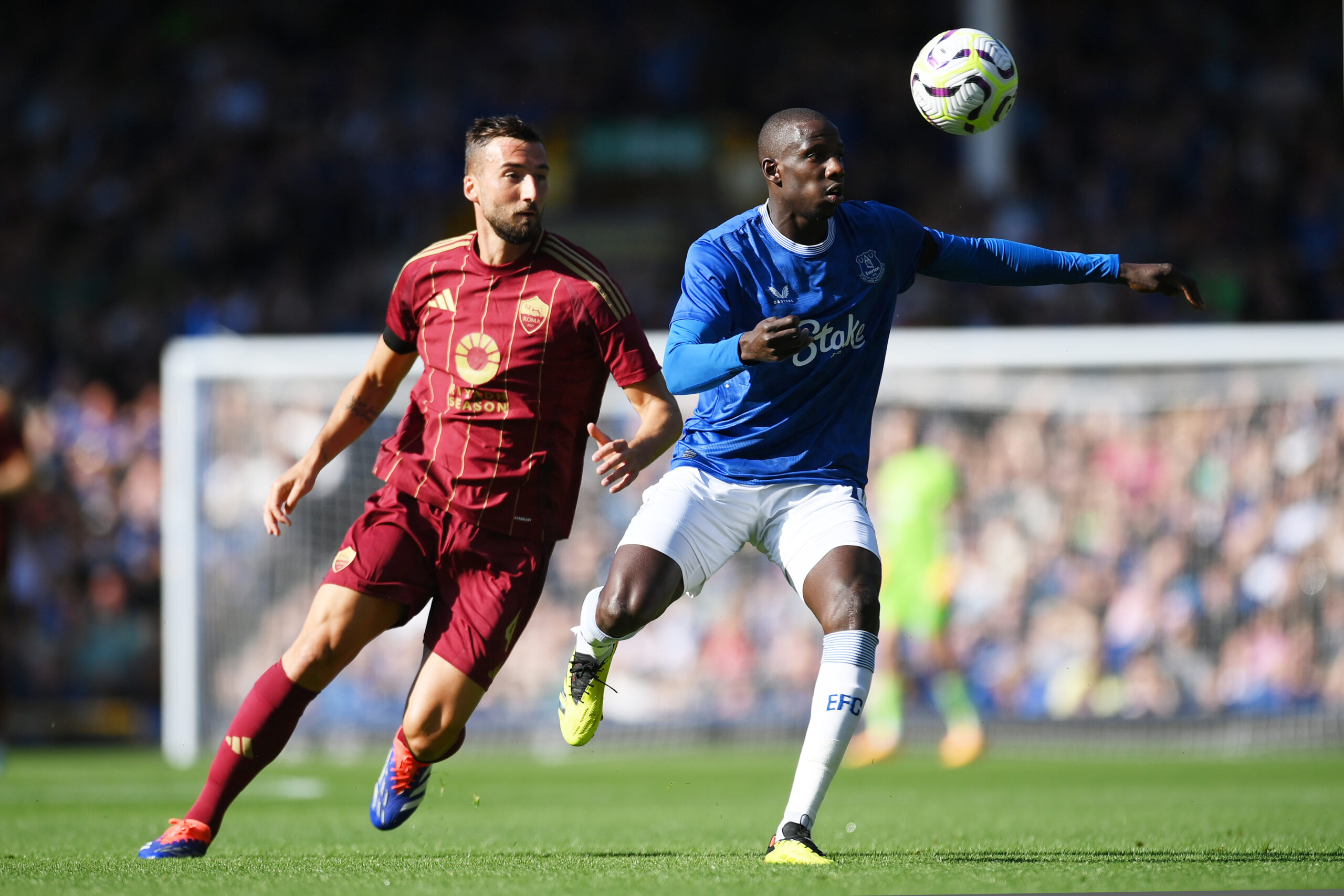 Roma, prova di personalità: buon pari contro l’Everton. De Rossi: «Gran bel lavoro»