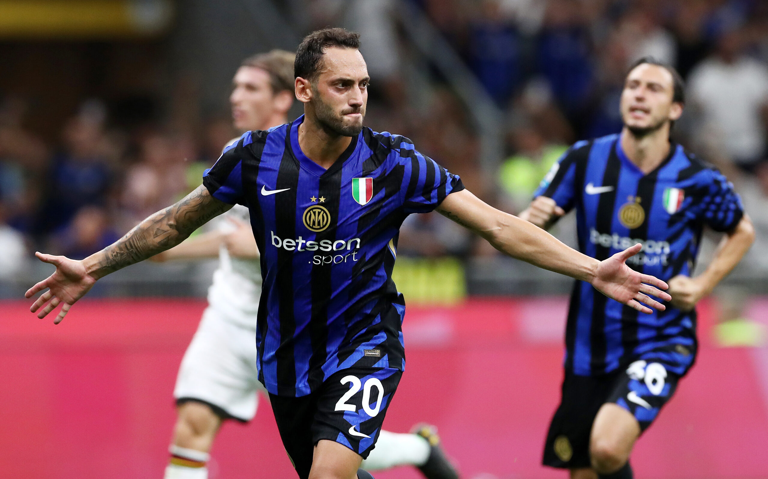 Roma-Inter, Çalhanoğlu: “Sarà una partita importante. Nel mio ruolo devo controllare tutto”