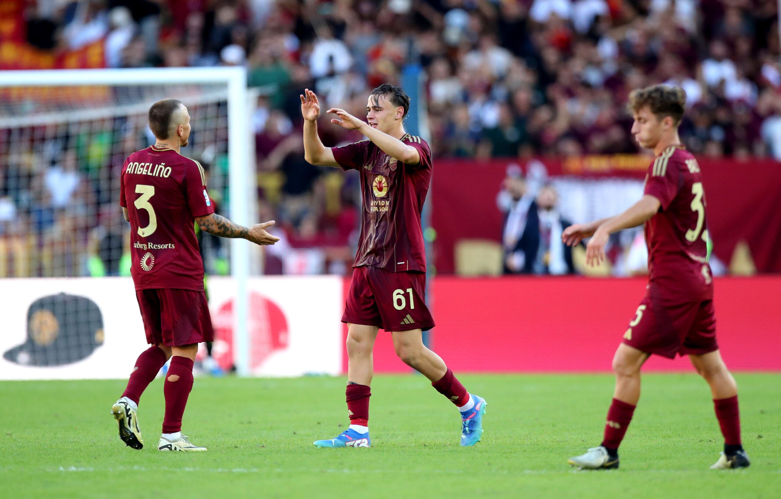 Ecco Le Fée e Hummels. Mossa Pisilli