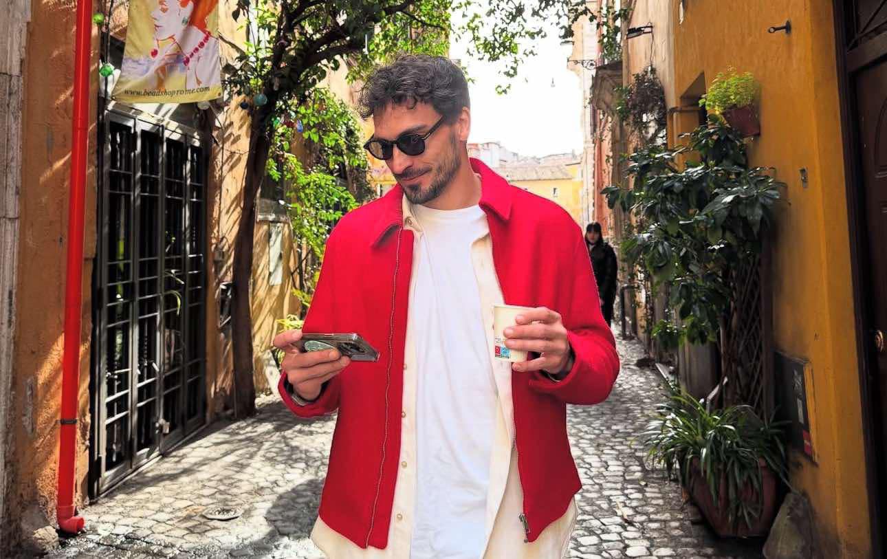 Roma, Hummels si gode il riposo, ma festeggia la vittoria sui social: “Guardando i ragazzi ottenere una vittoria importante” – FOTO