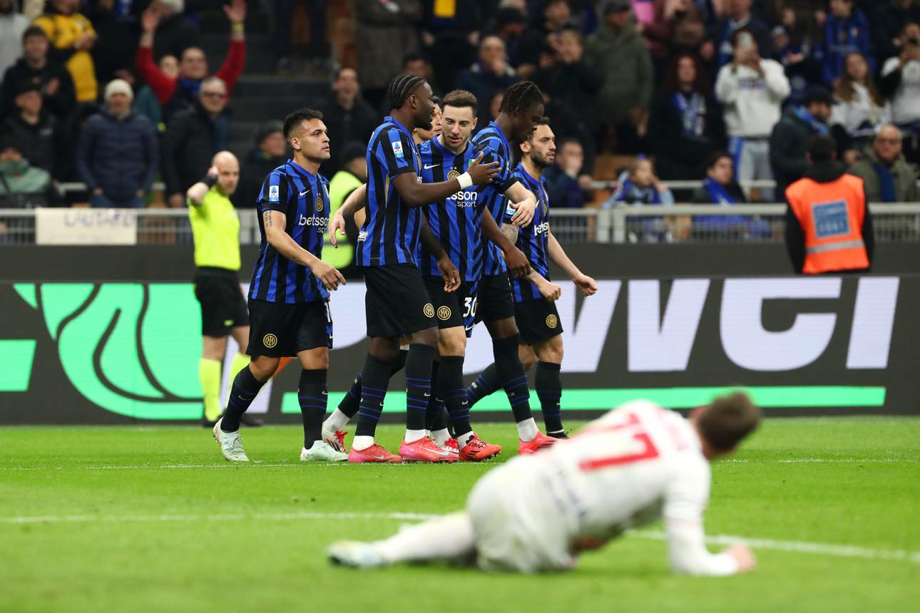 Serie A, Inter-Monza 3-2: i nerazzurri vincono in rimonta grazie ai gol di Arnautovic, Çalhanoğlu e Lautaro Martinez