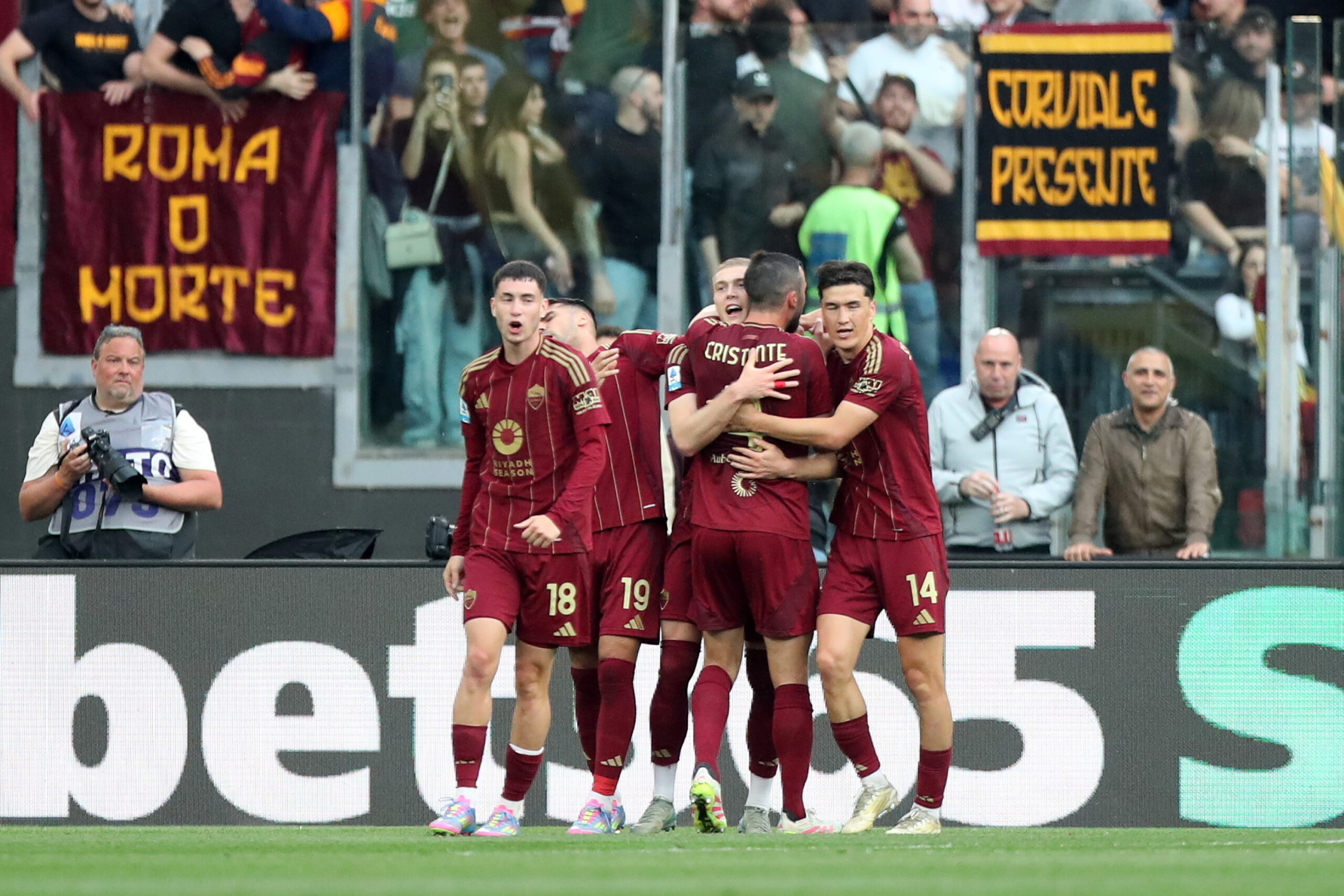 Roma, la grande occasione: per la prima volta i giallorossi sono padroni del loro destino