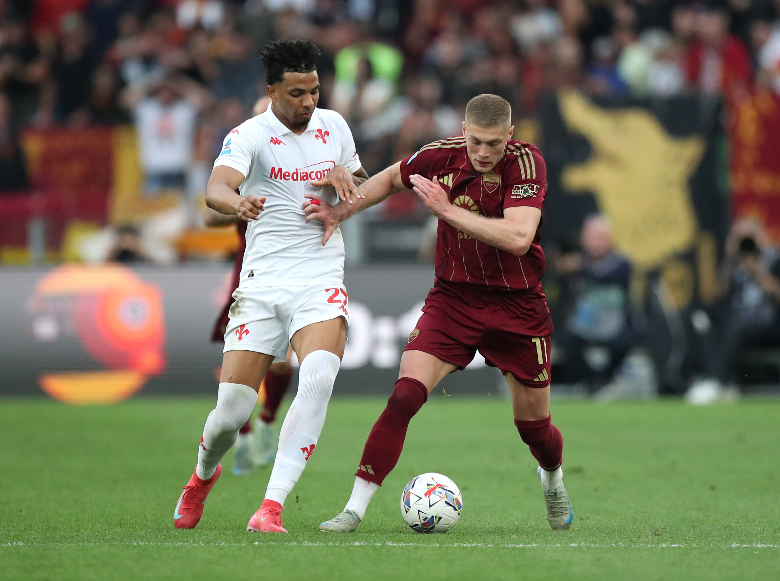 Roma, con due punte l’Europa è più vicina Dovbyk stende i viola