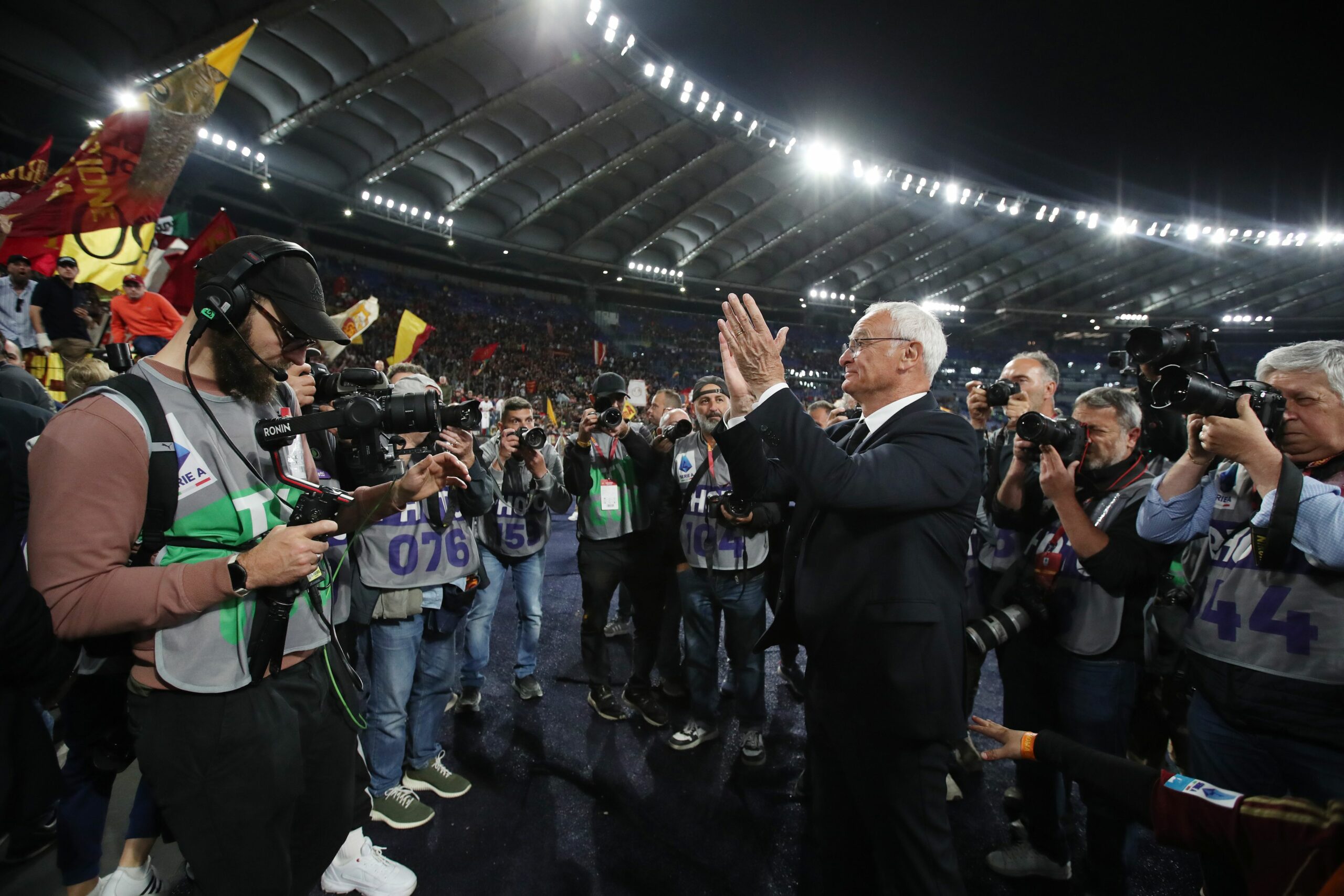 Lacrime ed emozioni, Ranieri ringrazia: «Avevo bisogno di voi»